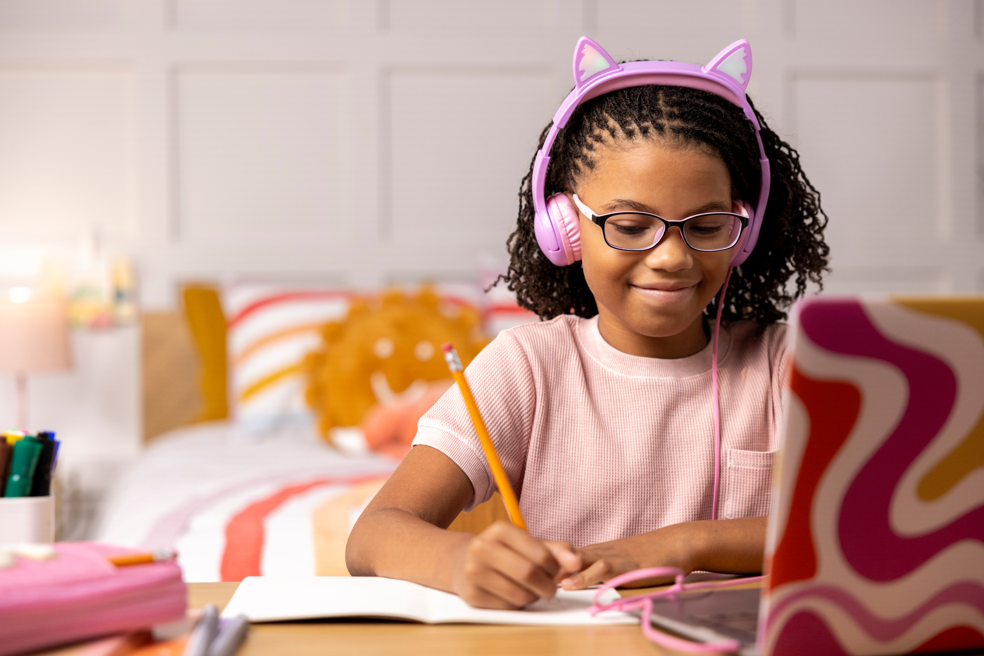 Students collaborating and learning with AI assistance